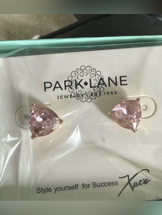 Park Lane Jewelry - Park Lane Bonnet Pink Stud Earrings NIB